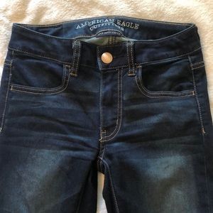 Dark Wash American Eagle Jegging